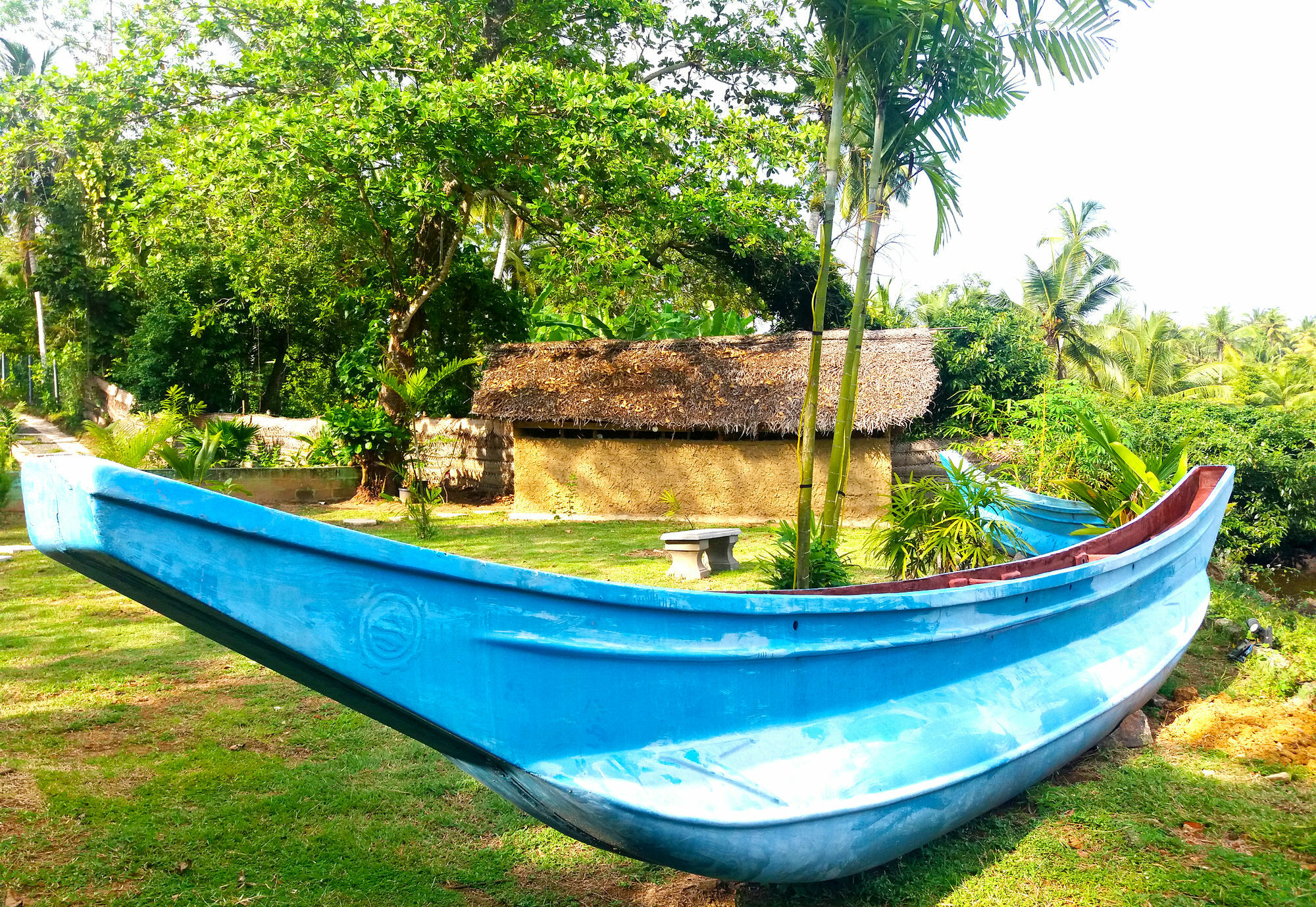 Blue Whale Lagoon Resort Ahangama Exterior foto
